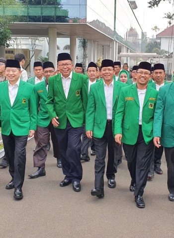 Ketua Umum PPP: Pengamat Menilai Perlunya Naturalisasi Politik