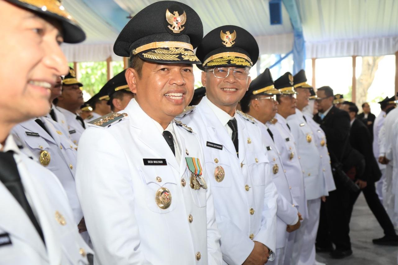 Gubernur Jawa Barat Dedi Mulyadi Meninjau Pendidikan Kedisiplinan di Rindam III Siliwangi