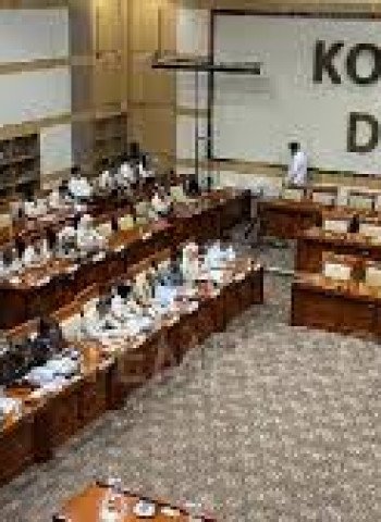 Revisi RUU KUHAP: Kritik Masyarakat Sipil dan Tantangan Pengesahan