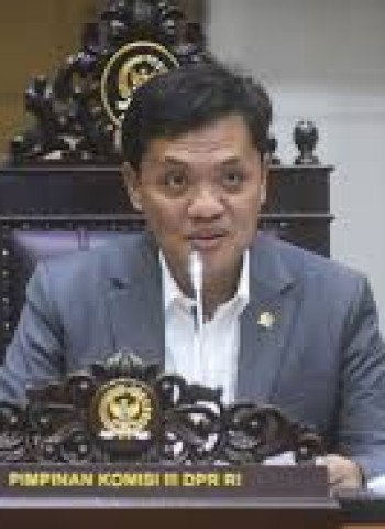 Keaslian Ijazah Calon Anggota Komisi Yudisial Dipertanyakan: Habiburokhman Minta Penjelasan