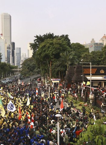 Komunikasi Politik Generasi Z dan Legitimasi DPD: Tantangan dan Peluang