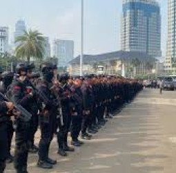 Pengamanan Ketat untuk Dua Aksi Demo di Jakarta: Langkah Strategis Polres Metro Jakarta Pusat
