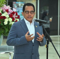 KPK Panggil Sekjen DPR Indra Iskandar sebagai Saksi Kasus Korupsi Rumah Dinas
