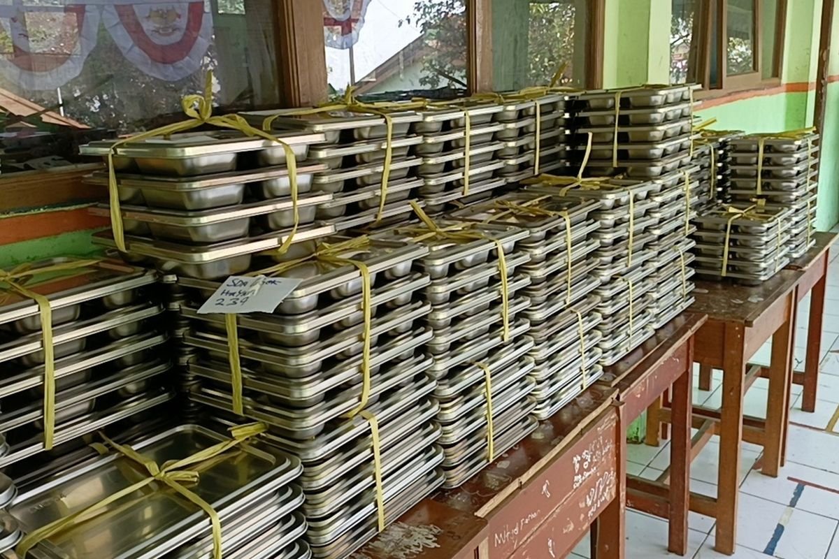 DPR Ingatkan Kemhan: Pengiriman 48 Juta Vitamin ke Dapur MBG
