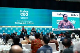 Steve Forbes: Dunia Butuh Pemimpin Tegas dan Visioner Seperti Prabowo