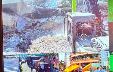 BNPB Kerahkan Tim 24 Jam untuk Bersihkan Reruntuhan dan Cari Korban di Ponpes Al-Khoziny