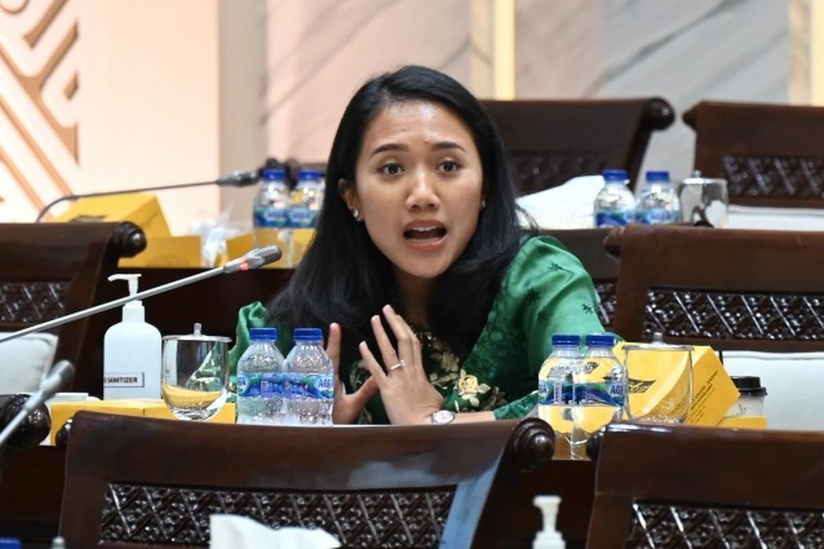Bahlil Dorong Puteri Komarudin Jadi Kandidat Pengganti Dito Ariotedjo di Posisi Menpora
