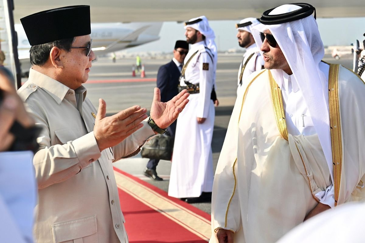 Prabowo Subianto Tiba di Doha, Tegaskan Solidaritas Indonesia untuk Qatar