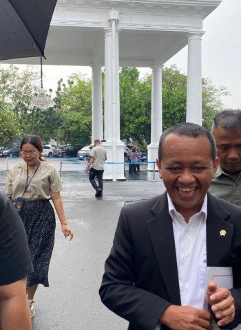 Bahlil Lahadalia Ingatkan Kader Golkar DPR RI untuk Hindari Flexing
