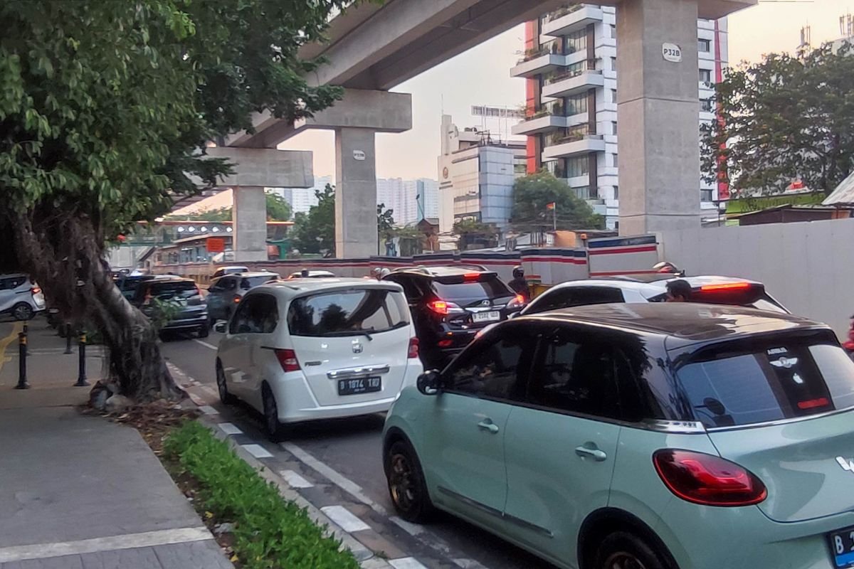 Labschool Rawamangun Imbau Orangtua Gunakan Transportasi Umum untuk Antar Anak