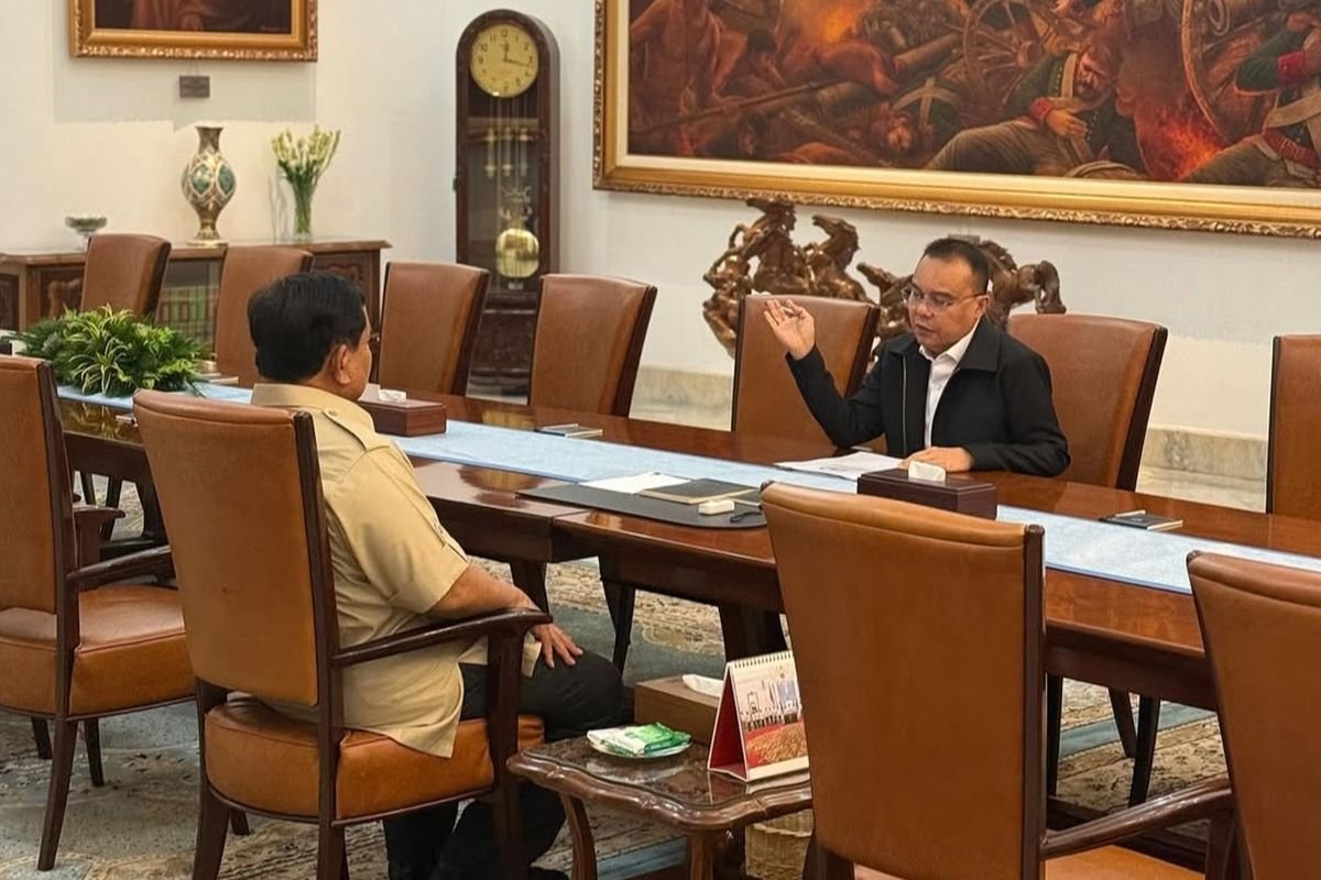 Prabowo dan Dasco Bahas Perkembangan Nasional dan Program Prioritas di Istana Merdeka