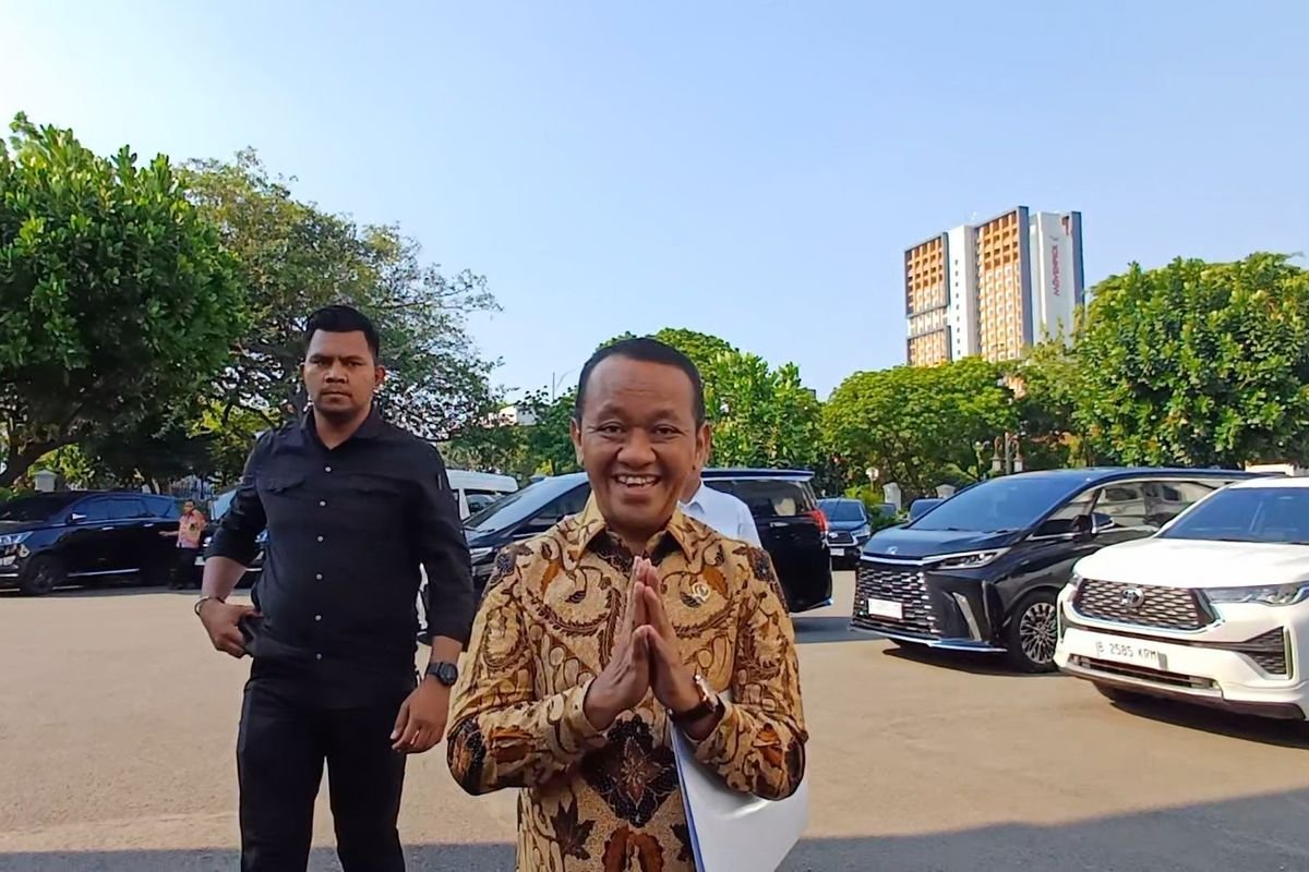 Bahlil Tegaskan Adies Kadir Kehilangan Seluruh Fasilitas DPR Usai Dinonaktifkan