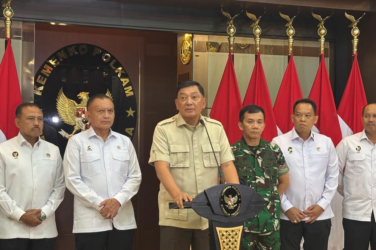 Sjafrie Sjamsoeddin Resmi Menjabat Menko Polkam Ad Interim Selama Beberapa Bulan