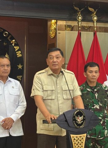 Sjafrie Sjamsoeddin Resmi Menjabat Menko Polkam Ad Interim Selama Beberapa Bulan