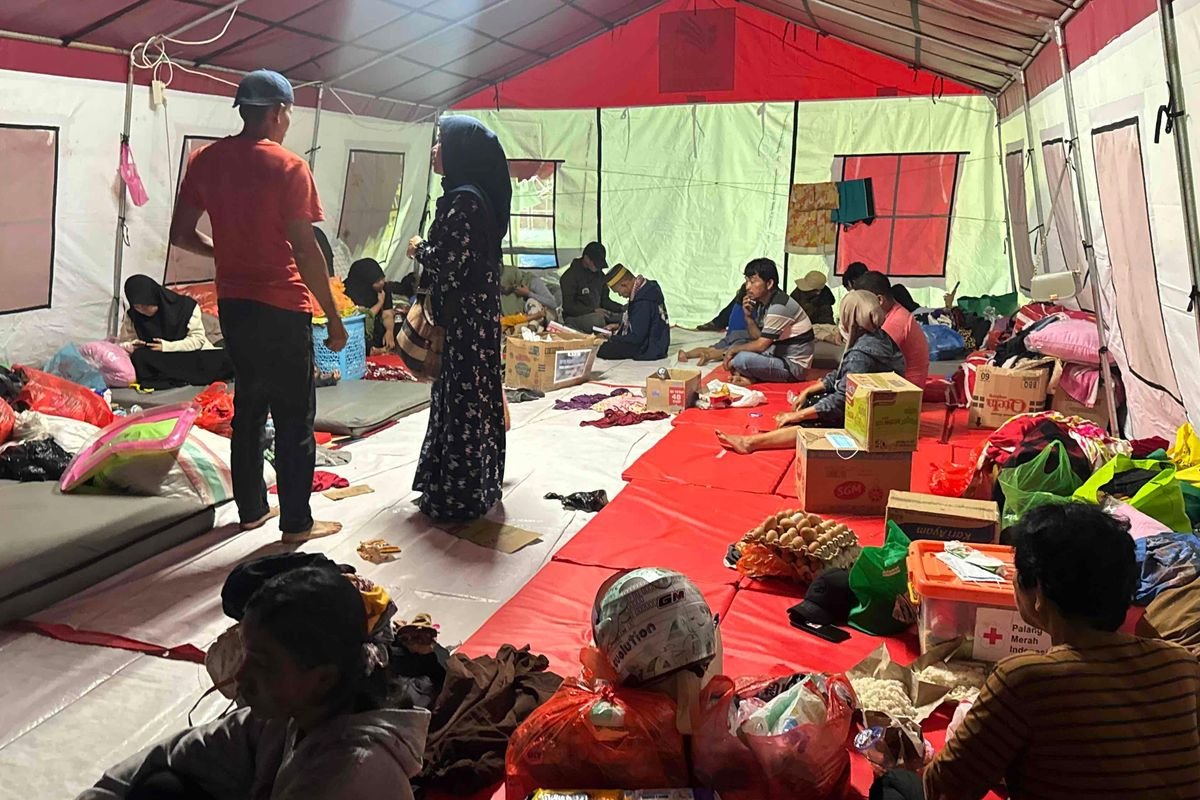 Kemensos Salurkan Bantuan dan Layanan Psikososial untuk Korban Kebakaran di Dusun Otuno