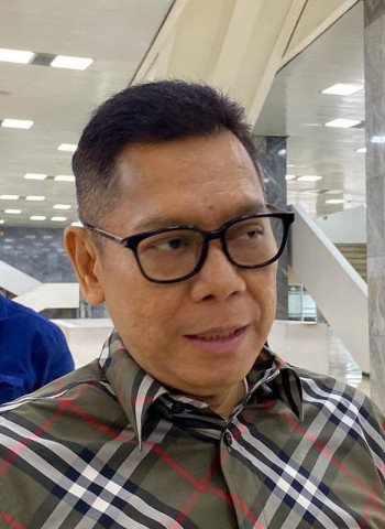 Bahlil Lahadalia Sebut Pengganti Adies Kadir di DPR Masih Dibahas Fraksi Golkar