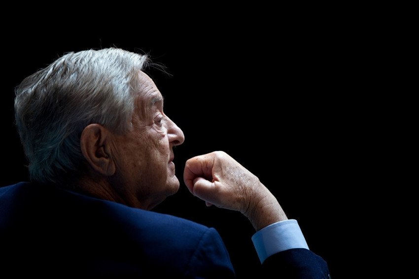 Media Rusia Soroti Protes di Indonesia, Kaitkan George Soros dan Simbol One Piece