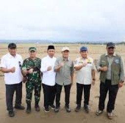 Kunjungi Sawah Terdampak Lumpur di Pidie Jaya, Tito Karnavian Tekankan Pentingnya Mitigasi Bencana