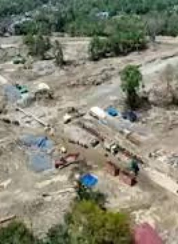 Puluhan Desa di Sumatera Hilang Diterjang Banjir dan Tanah Longsor