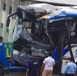 Tabrakan Maut Dua Bus Transjakarta di Jalur Layang: Kelalaian Pengemudi Jadi Pemicu Utama