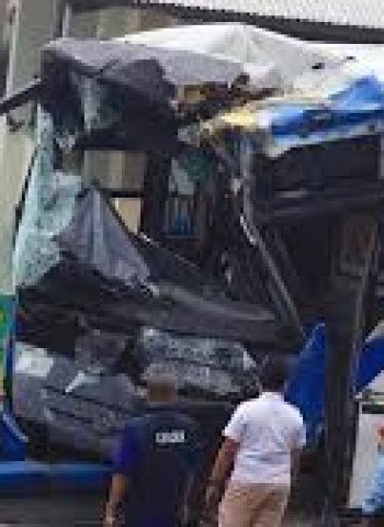 Tabrakan Maut Dua Bus Transjakarta di Jalur Layang: Kelalaian Pengemudi Jadi Pemicu Utama