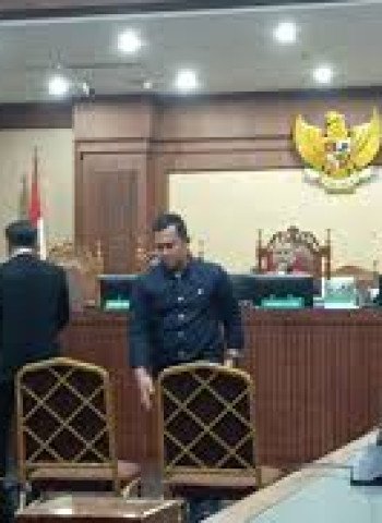 Nyanyian Bos Buzzer: Buat Konten Tom Lembong, Timah, hingga Sudutkan Pimpinan