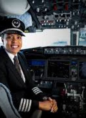 TNI AU Rekrut Lulusan Politeknik Penerbangan di Curug Tangerang Jadi Pilot