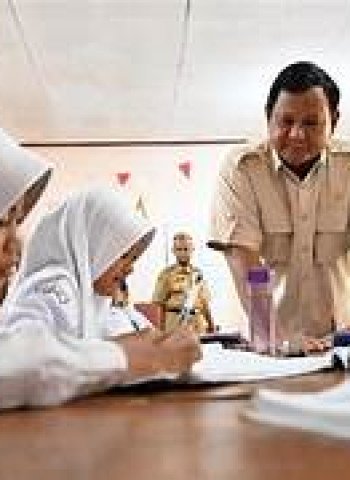 Prabowo dan Mendagri Tinjau Jembatan Garoga di Tapanuli Selatan