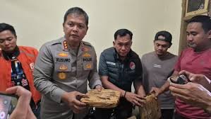 Samarkan Aroma dengan Bubuk Kopi, Bandar Ganja di Bekasi Kelabui Orang Tua dan Polisi