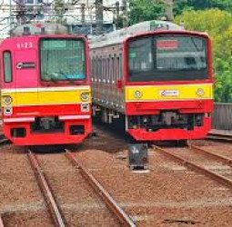 Uji Coba KRL Formasi 12 Gerbong di Lintas Green Line: Upaya Atasi Kepadatan Penumpang